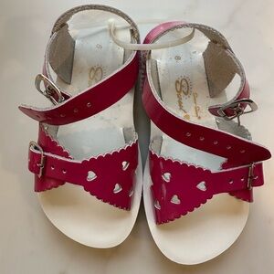 Saltwater Sandals (US toddler 8)
